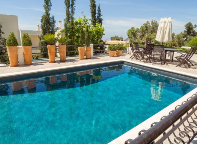 Casa con piscina en Madrid o alrededores